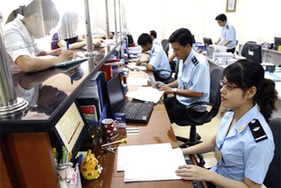 Dừng nhận nộp thuế bằng tiền mặt từ tháng 12