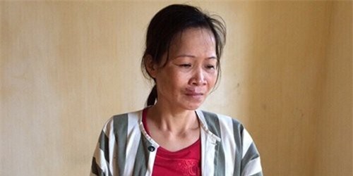 Bị tát vì gửi đơn ly hôn, vợ ra tay đâm chết chồng