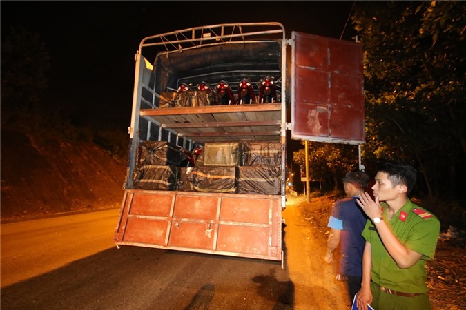 Nửa tấn chân, đuôi bò thối bị phát hiện “tuồn” vào TP HCM