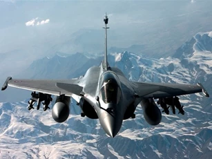 Phớt lờ đe dọa, Pháp tiếp tục oanh tạc các căn cứ IS ở Syria
