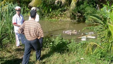 Hoảng hồn phát hiện thi thể người đàn ông dưới kênh nước