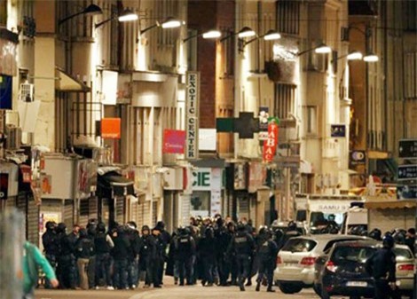 Pháp: Lại đấu súng ở thủ đô Paris, thương vong tăng nhanh