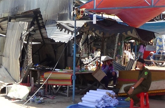 Hai bà cháu chết thảm vì sang chiết xăng trái phép