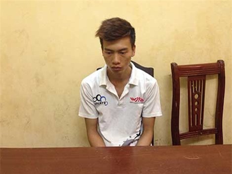 Bắt 9x cầm dao đe dọa người yêu, đâm cảnh sát trọng thương