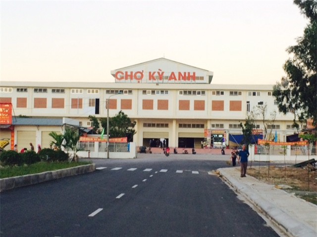 Di dời Chợ Kỳ Anh: Cuộc "đấu” chưa có hồi kết