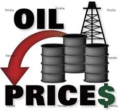 Giá dầu giảm mạnh vì lo ngại nguồn cung dư thừa