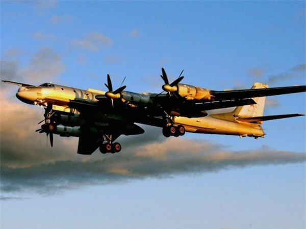 Nga dùng tên lửa hành trình Kh-101 tấn công, diệt 3 chỉ huy IS ở Syria