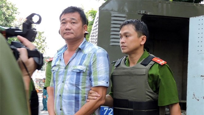 Bắt khẩn cấp Nam "beo" trùm giang hồ Vũng Tàu