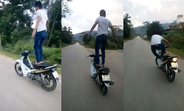 Sốc: Thanh niên đứng trên yên xe máy chạy như bay