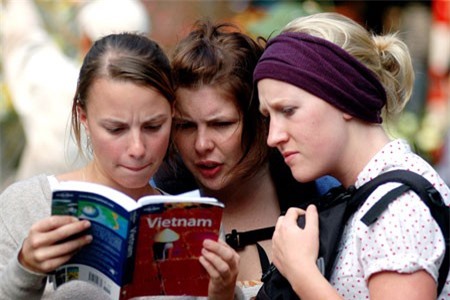 Khách quốc tế đến Việt Nam tiếp tục tăng