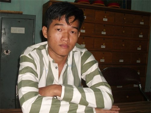 Khát vọng trở về với mẹ của một nghịch tử giết cha