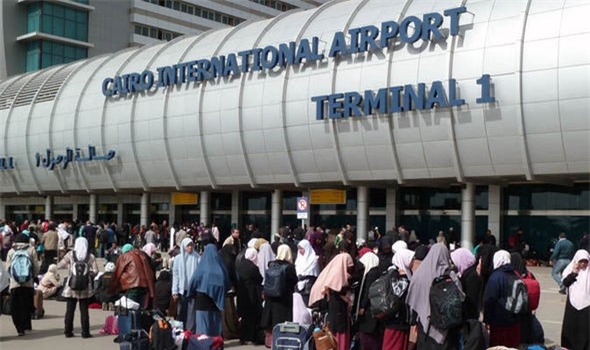 Ai Cập: Phát hiện 10kg thuốc nổ trên chuyến bay tới Anh, Mỹ
