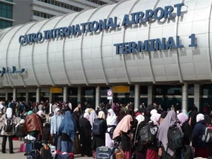 Ai Cập: Phát hiện 10kg thuốc nổ trên chuyến bay tới Anh, Mỹ