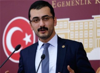 Nghị sĩ Thổ Nhĩ Kỳ tố chính gia đình Tổng thống Erdogan buôn dầu lậu với IS