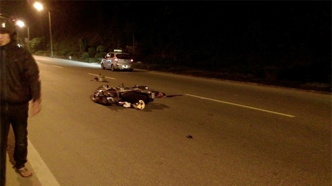 Xe khách gây tai nạn nghiêm trọng, 2 người thương vong