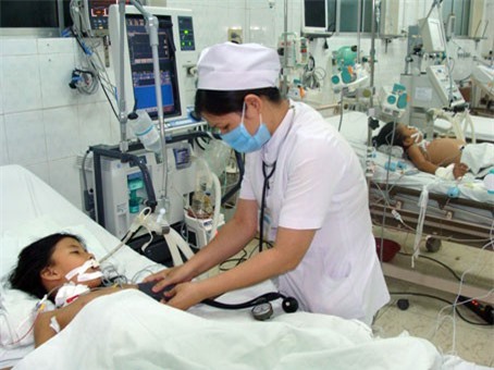 Cảnh báo nguy cơ tử vong vì sưởi ấm bằng than