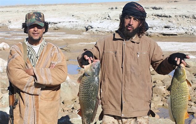 IS tung ảnh khoe cuộc sống tao nhã để dụ thêm vây cánh 