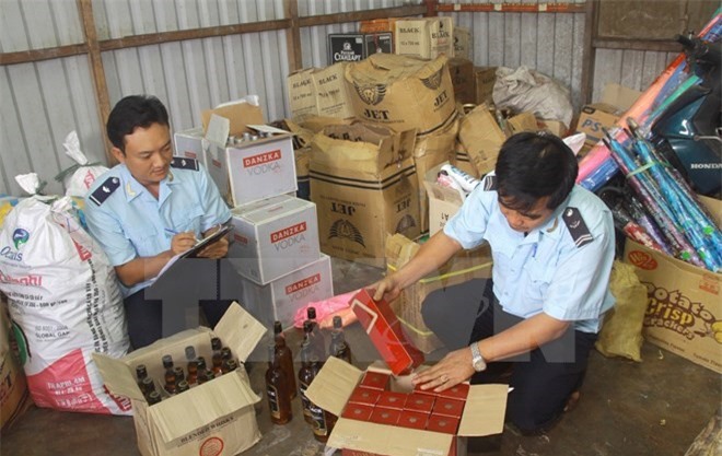 Hà Nội truy thu thuế từ buôn lậu, hàng giả gần 1.900 tỷ đồng