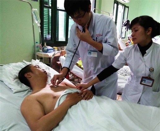 Vụ xe tải kéo lê CSGT: Thượng úy Đạt đã có dấu hiệu hồi phục