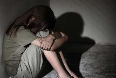 Bắt “yêu râu xanh” ép thiếu nữ 14 tuổi uống rượu say rồi hãm hiếp 