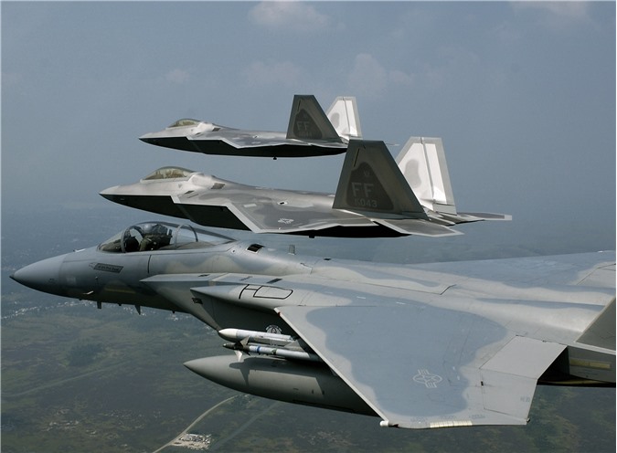 Mỹ rút 12 tiêm kích F-15 để "đề phòng Nga" khỏi Thổ Nhĩ Kỳ