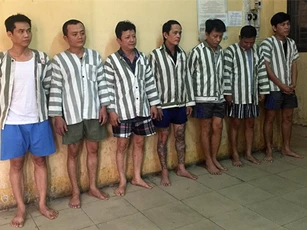 Phá 2 sòng bạc quy tụ nhiều giang hồ có tiếng