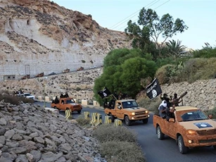 Sắp bị đánh bật khỏi Iraq và Syria, IS tham vọng kiểm soát Libya