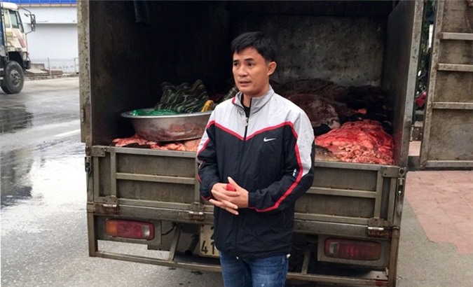 Bắt giữ hơn 1 tấn da, nội tạng bốc mùi hôi thối đang tuồn vào HN