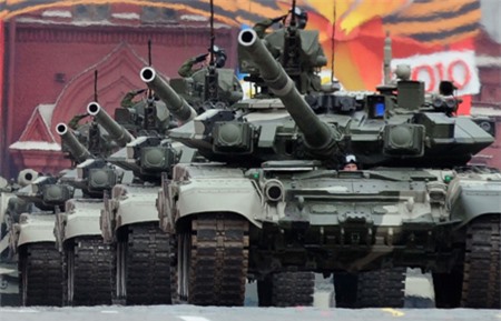 Iran chính thức 'phải lòng' trọng pháo T- 90 của Nga