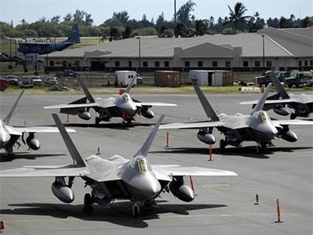 Nga mang S-400 tới Syria, Mỹ 'đau đầu' chọn tiêm kích tấn công