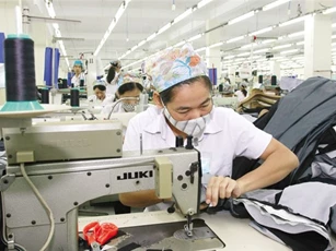 Xuất khẩu dệt may 11 tháng/2015 đã vượt mốc 20 tỷ USD