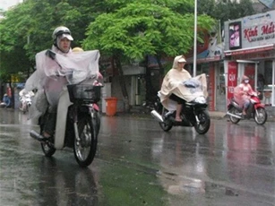 Dự báo thời tiết ngày 21/12: Các tỉnh ven biển có mưa rào và dông