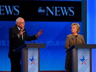 Đảng Cộng hòa Mỹ công kích bà Clinton vì phát biểu 'thái quá' về IS