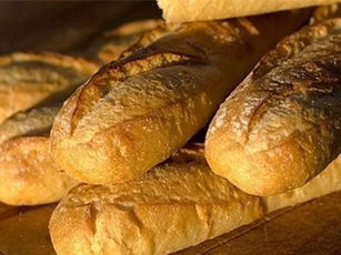 Những người nên "cạch" bánh mì