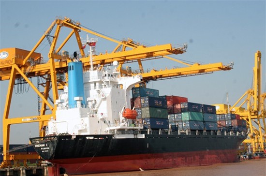 Việt Nam nhập siêu hơn 520 triệu USD trong nửa đầu tháng 12