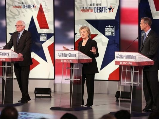 Bầu cử ở Mỹ: Đảng Cộng hòa bất ngờ giành lợi thế trước đảng Dân chủ