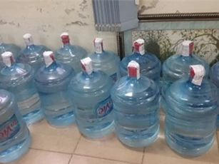 Triệt phá đường dây "phù phép" nước Lavie giả thành thật