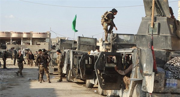 Bị dồn ép đến đường cùng, IS lấy dân thường làm lá chắn