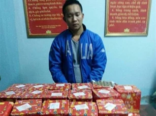 Bắt giữ nam thanh niên buôn bán hơn 50kg pháo nổ