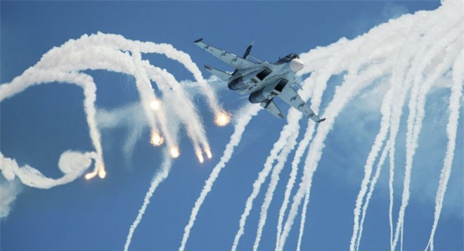 Nga tăng cường không kích yểm trợ phiến quân Syria diệt IS