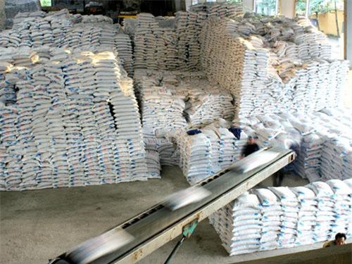 Nhập khẩu phân bón năm 2015 tăng mạnh so với 2014