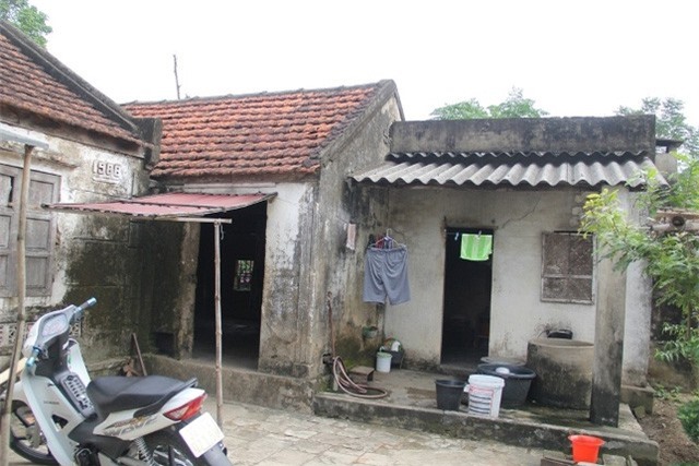 Gia cảnh bi đát của người mẹ hóa điên vì 5 năm mất 3 đứa con