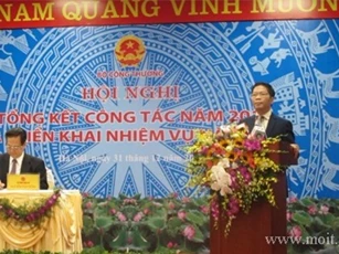 Nhập siêu năm 2015 giữ ở mức 2% của kim ngạch xuất khẩu