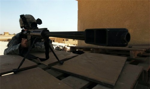 Xạ thủ Anh bắn xuyên tường diệt 3 chiến binh IS