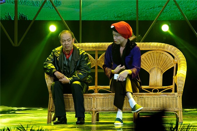 Hài Tết 2016: Nghệ sĩ Đức Hải hát "Vợ người ta" trong hài Tết vạn lộc