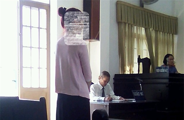 Bồi thường gần 40 triệu đồng vì đăng hình nhạy cảm người yêu cũ lên facebok