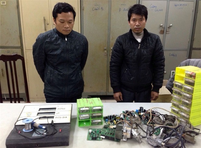 Vụ gian lận tại cây xăng: Mỗi người góp 7 triệu để "ăn trộm" 5 tỷ