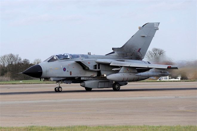 Đức lần đầu điều máy bay Tornado xuất kích tiêu diệt IS