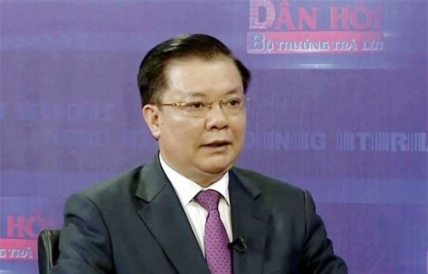 Bộ trưởng Tài chính: Giá bán lẻ xăng dầu thấp hơn các nước