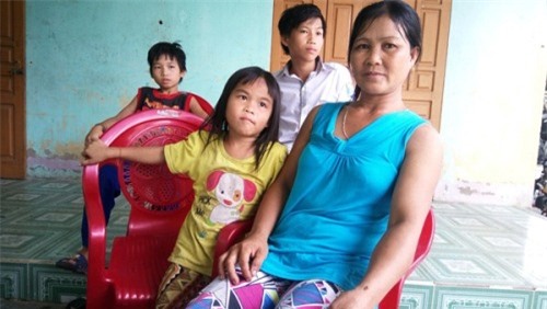 Hà Tĩnh: Gánh nặng các khoản thu với học sinh xã 135